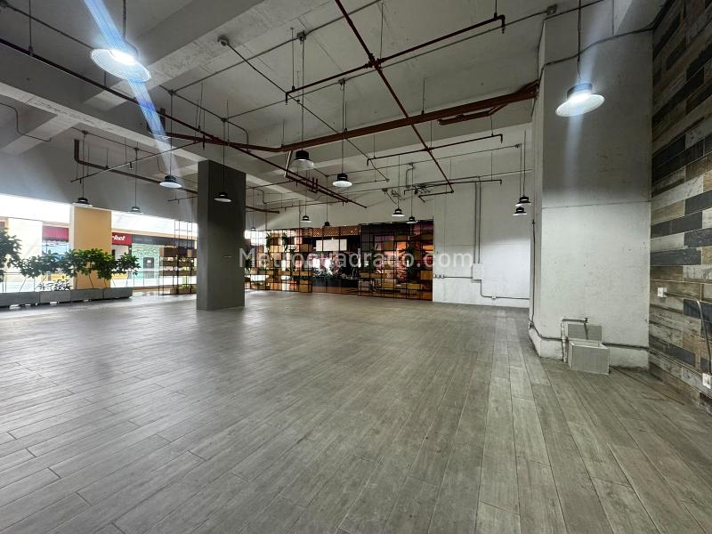 Local Comercial en Arriendo, Loma Del Escobero Envigado, Envigado - Vista 3