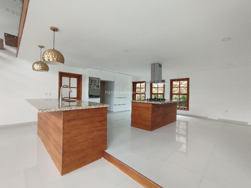 Casa en Arriendo, La Mina, Envigado - 2