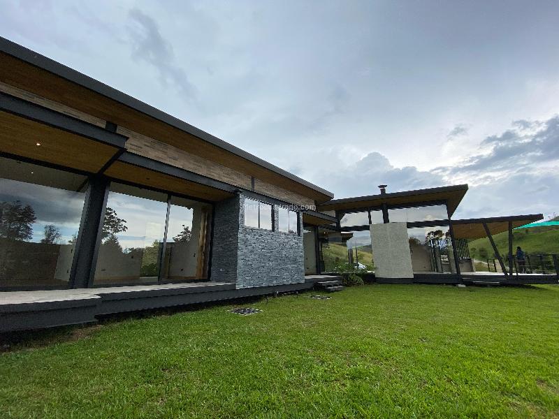 3BR House in El Retiro (1870 m²) - 3