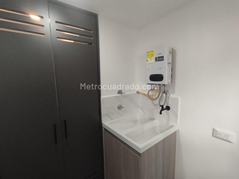 Apartamento en Arriendo, San Jose Obrero, Bello - Więcej
