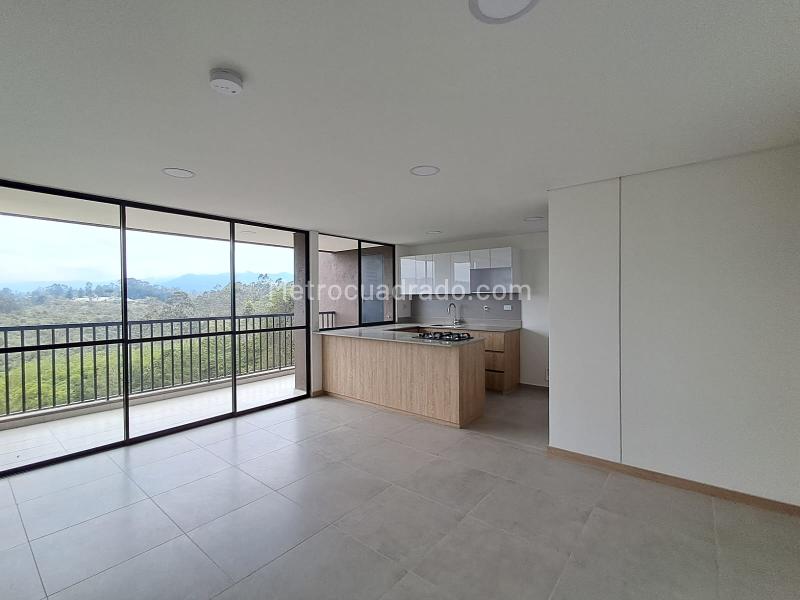 3BR Apartment in San Antonio De Pereira (86 m²) - 2