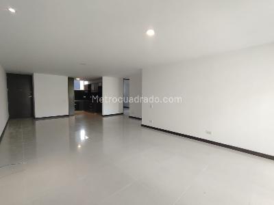 Apartamento de 2 alcobas en arriendo en Zuñiga, Envigado, 100 m² · foto 4 de 17