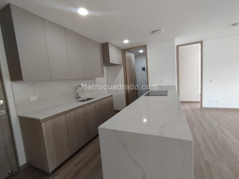 2BR Apartment in Sajonia (108 m²)