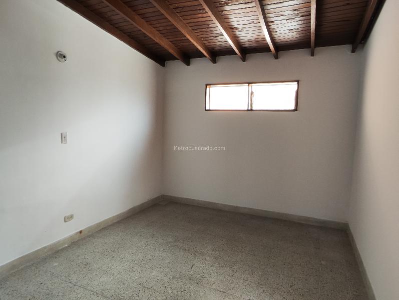 Casa Versátil de 3 Alcobas en Conquistadores - 5