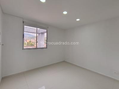 Apartamento de 4 alcobas en arriendo en El Velodromo, Medellín, 164 m² · foto 11 de 20