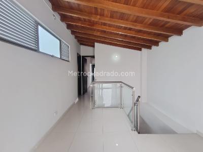 Apartamento de 4 alcobas en arriendo en El Velodromo, Medellín, 164 m² · foto 17 de 20