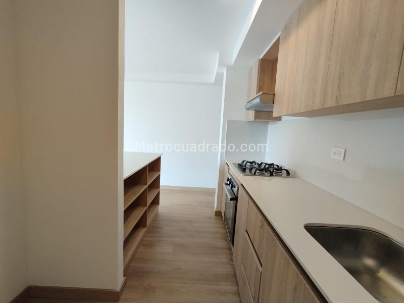 Apartamento en Arriendo, Barro Blanco Rio Negro, Rionegro - 2