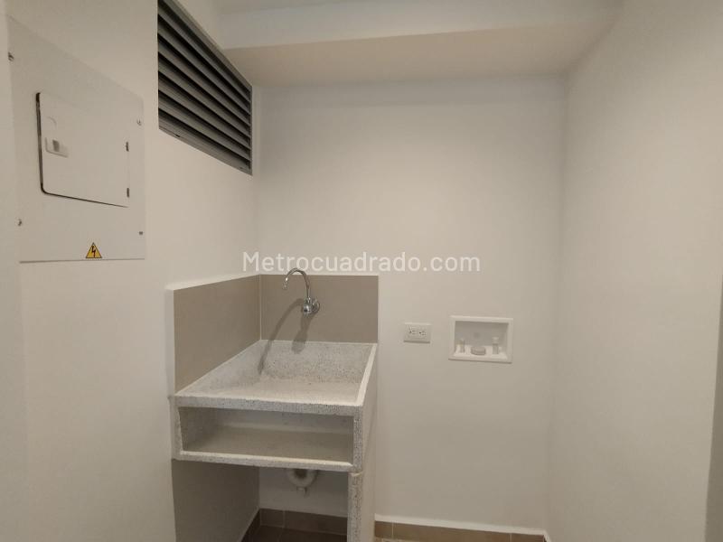Apartamento en Arriendo, Barro Blanco Rio Negro, Rionegro - 4