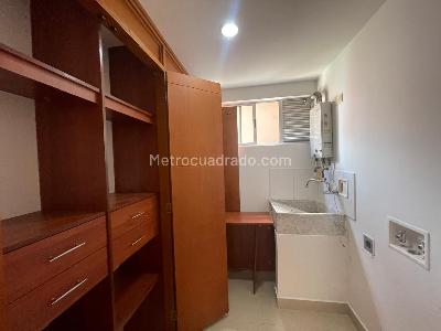 Apartamento de 3 alcobas en arriendo en Laureles Medellin, Medellín, 150 m² · foto 16 de 17