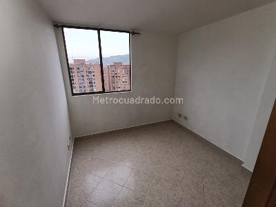 Apartamento de 3 alcobas en arriendo en Carlos E, Medellín, 85 m² · foto 5 de 16