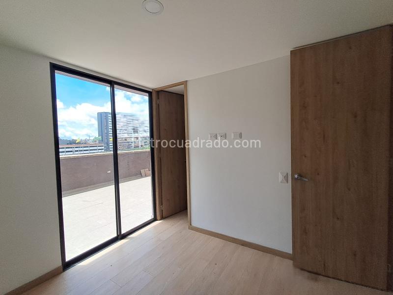 Apartamento Nuevo de 3 Habitaciones con Terraza en Arriendo - 7