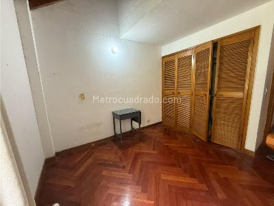 Casa de 3 alcobas en venta en Castropol, Medellín, 203 m² · foto 14 de 18