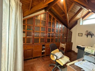 Casa de 3 alcobas en venta en Castropol, Medellín, 203 m² · foto 15 de 18