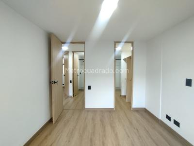Apartamento de 3 alcobas en arriendo en Altos Del Poblado Cola Del Zorro, Medellín, 84 m² · foto 15 de 20