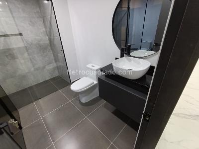 Apartamento de 4 alcobas en arriendo en Laureles Medellin, Medellín, 300 m² · foto 6 de 20