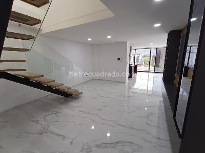 Apartamento de 4 alcobas en arriendo en Laureles Medellin, Medellín, 300 m² · foto 18 de 20