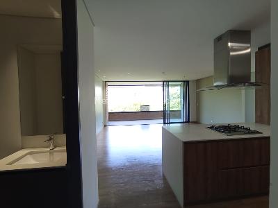 Apartamento de 2 alcobas en arriendo en Altos Del Poblado Cola Del Zorro, Medellín, 112 m² · foto 5 de 18