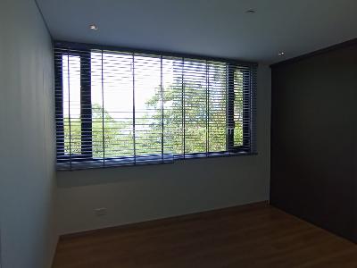 Apartamento de 2 alcobas en arriendo en Altos Del Poblado Cola Del Zorro, Medellín, 112 m² · foto 11 de 18