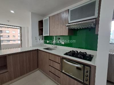 Apartamento de 3 alcobas en arriendo en Ciudad Del Rio, Medellín, 106 m² · foto 3 de 20