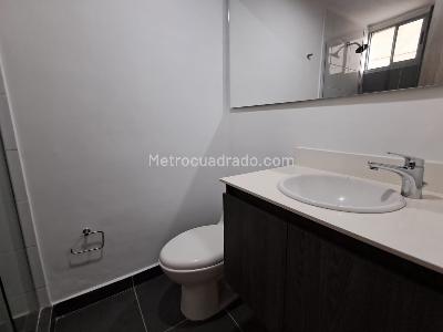 Apartamento de 3 alcobas en arriendo en Ciudad Del Rio, Medellín, 106 m² · foto 14 de 20