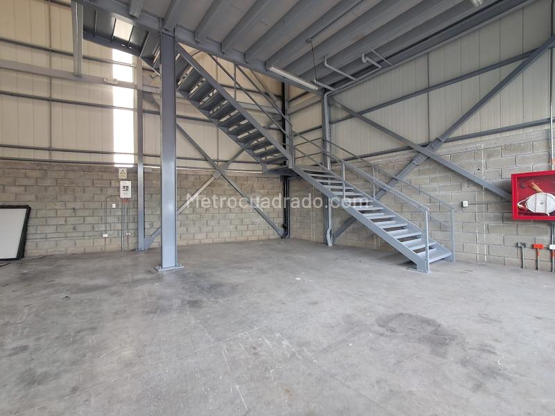 Local Comercial en Arriendo, La Macarena, Dosquebradas - Więcej