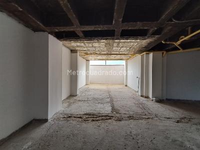 Retail space for rent in Bello, Bello