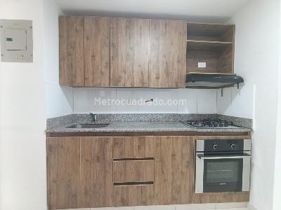 Apartamento de 3 alcobas en arriendo en Bosques De Zuñiga, Envigado, 113 m² · foto 5 de 18