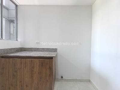 Apartamento de 3 alcobas en arriendo en Bosques De Zuñiga, Envigado, 113 m² · foto 6 de 18