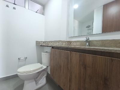 Apartamento de 3 alcobas en arriendo en Bosques De Zuñiga, Envigado, 113 m² · foto 11 de 18
