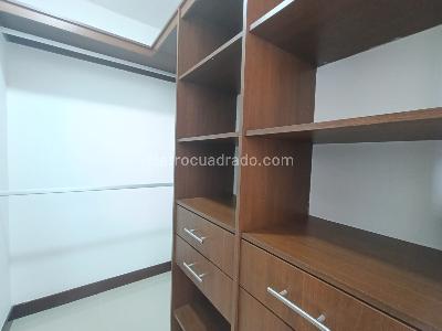 Apartamento de 3 alcobas en arriendo en Bosques De Zuñiga, Envigado, 113 m² · foto 14 de 18