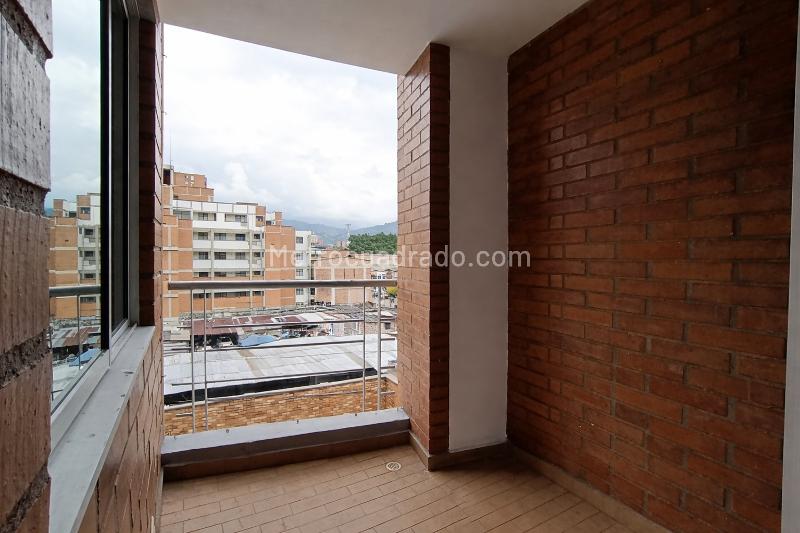 Apartamento Estudio de 1 Alcoba en Laureles, Medellín - 2