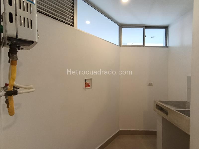 Apartamento Estudio de 1 Alcoba en Laureles, Medellín - 7