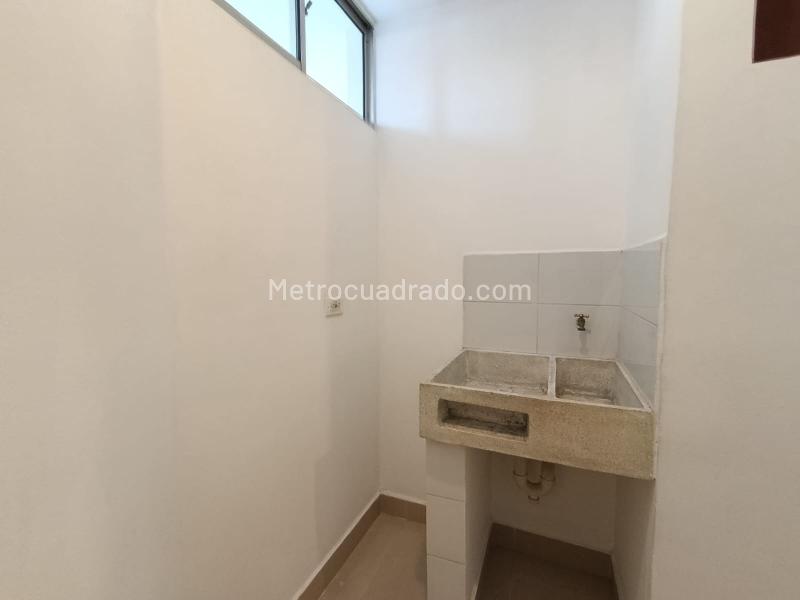 Apartamento Estudio de 1 Alcoba en Laureles, Medellín - 8
