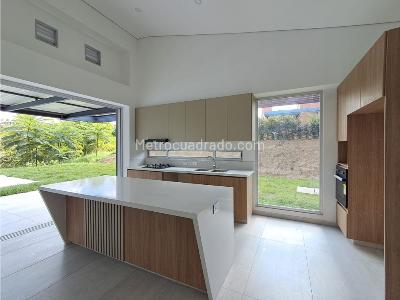 Casa en venta en Condina, Pereira · foto 3 de 19