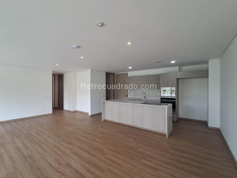 2BR Apartment in Sajonia (116 m²)