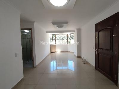 Apartamento de 2 alcobas en arriendo en La Aguacatala, Medellín, 80 m² · foto 3 de 17