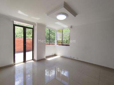Apartamento de 2 alcobas en arriendo en La Aguacatala, Medellín, 80 m² · foto 13 de 17