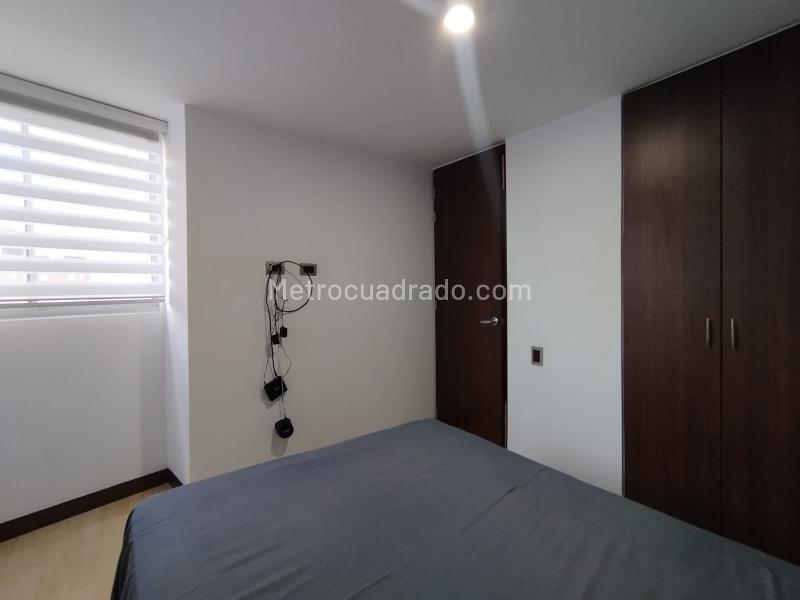 Luxury 2BR Apartment with Pool in Loma Del Indio - 2