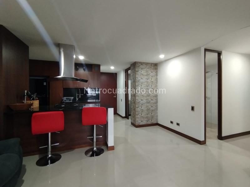 Luxury 2BR Apartment with Pool in Loma Del Indio - 9