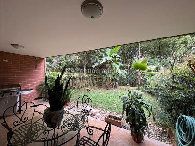 Casa de 3 alcobas en venta en Loma De Los Mesa, Envigado, 282 m² · foto 11 de 15