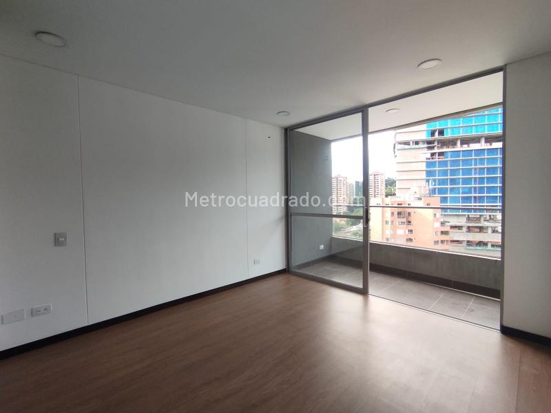 Charming 1BR Apartment in Las Lomas - 6