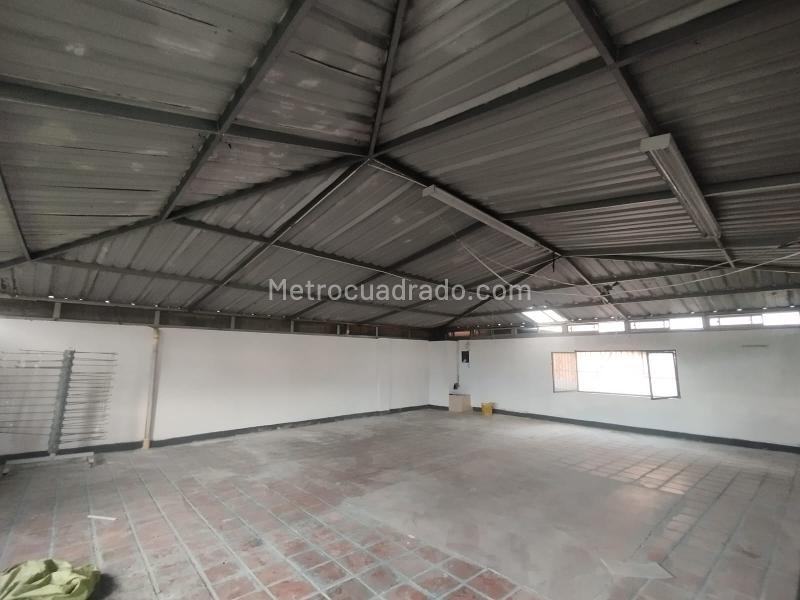 Local Comercial en Arriendo, Alpujarra, Medellín - Vista 3
