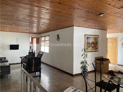 Apartamento en venta en Boston, Medellín · foto 2 de 14