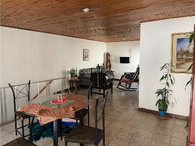 Apartamento en venta en Boston, Medellín · foto 4 de 14