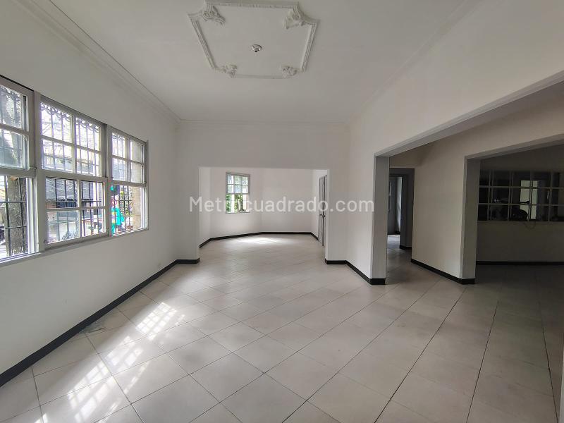 Casa Comercial en Arriendo en Boston, Medellín