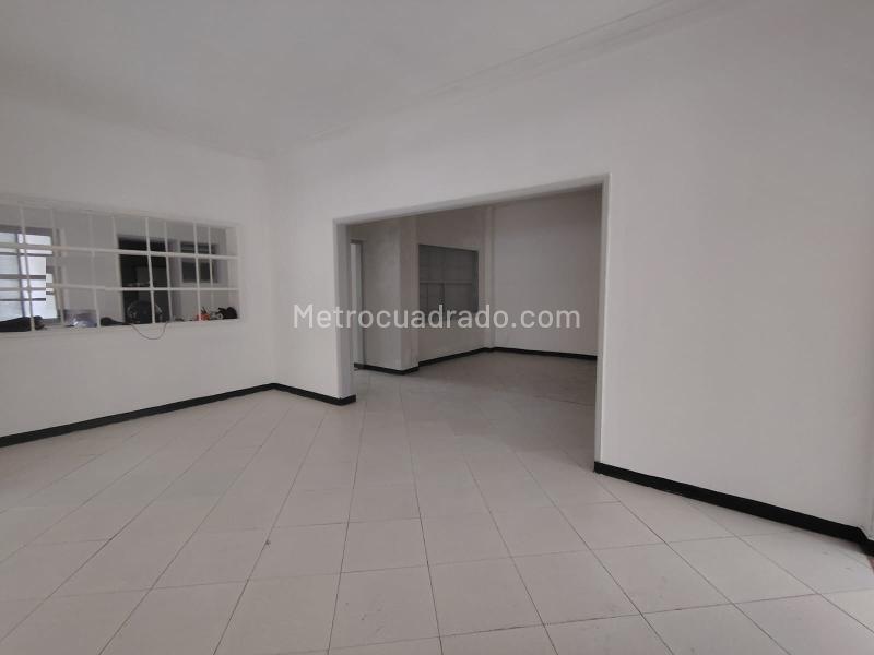 Commercial House for Rent in Boston - 3