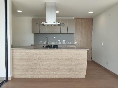 Apartamento de 1 alcoba en arriendo en Loma De Las Brujas, Envigado, 66 m² · foto 2 de 20
