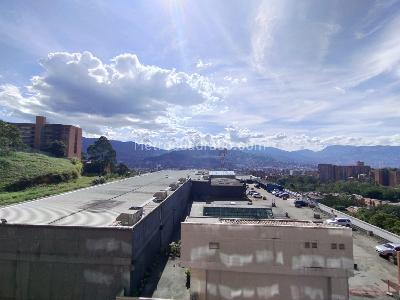 Apartamento de 1 alcoba en arriendo en Loma De Las Brujas, Envigado, 66 m² · foto 11 de 20