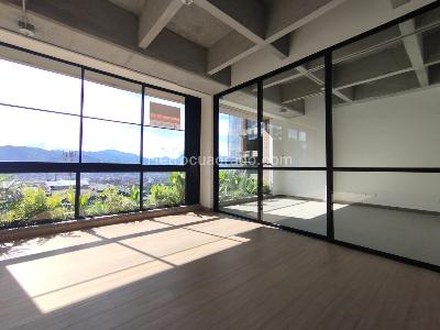 Apartamento de 1 alcoba en arriendo en Loma De Las Brujas, Envigado, 66 m² · foto 18 de 20