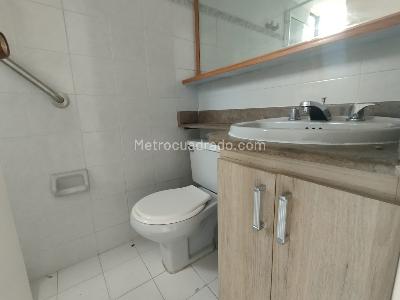 Apartamento de 2 alcobas en arriendo en Santa Maria De Los Angeles, Medellín, 67 m² · foto 2 de 18